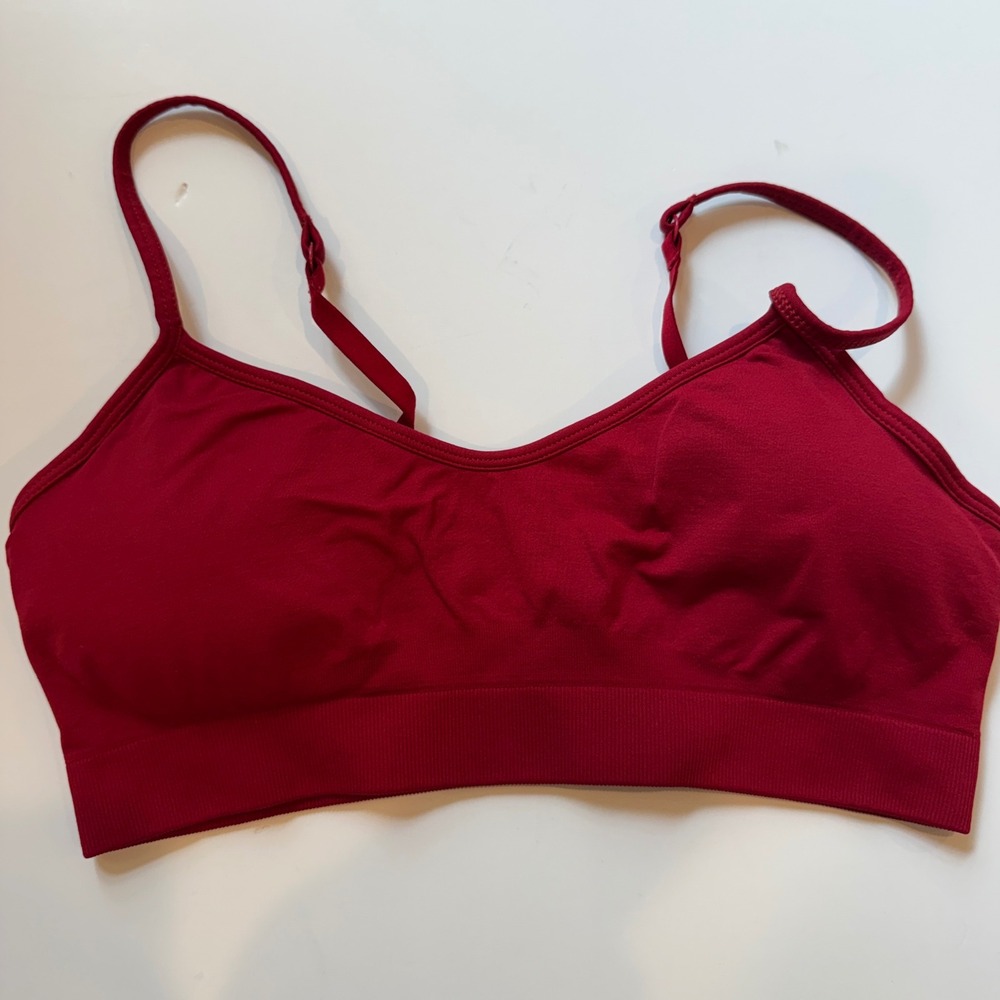Athleta Womens Small Red Seamless Bralette Adjustable Straps Low Impact Yoga Bra